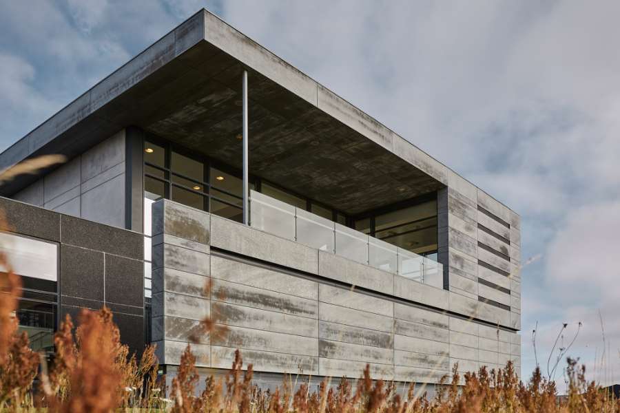 Façade cladding using DS Format stays the distance, Langelandsvej 6, 8940 Randers